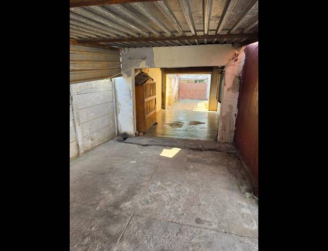1 BEDROOM HOUSE FOR SALE IN FOREST HILL